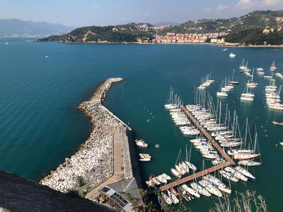 La Finestra Sul Mare Villa Леричи Екстериор снимка